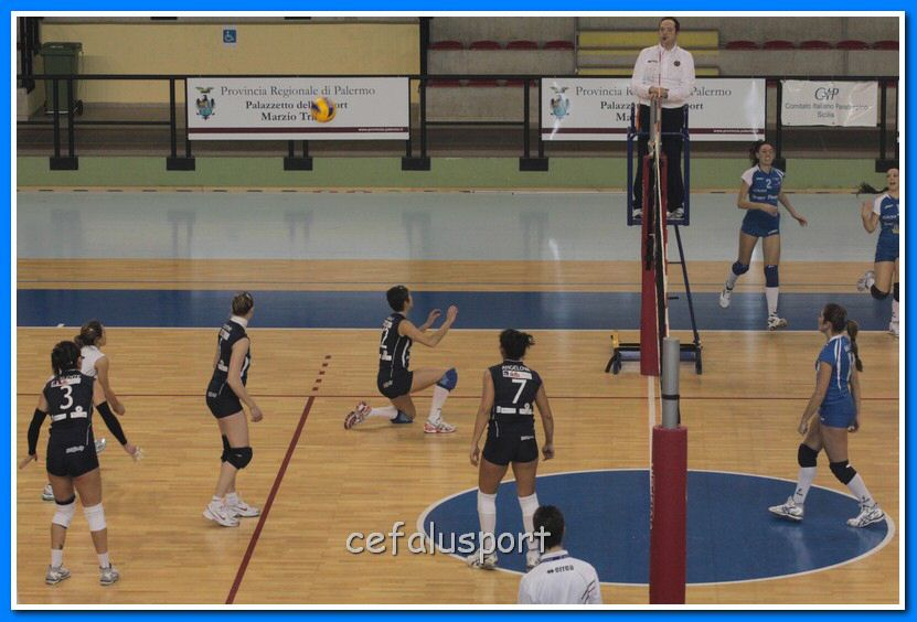 130120 volley2 150_tn.jpg